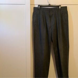 Dockers  khakis gray dress pants for men size w36 L34